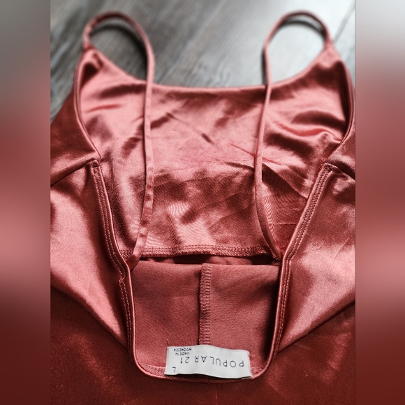 Shiney pink mini dress - Picture 2 of 4